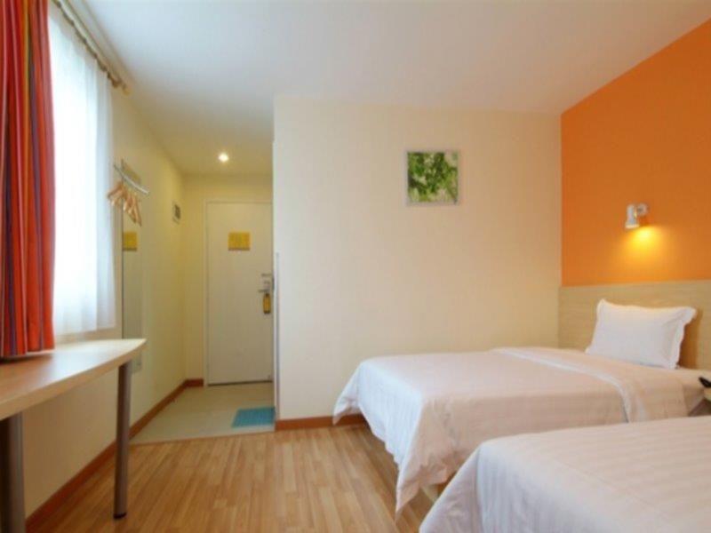 7Days Inn Shenzhen Da Fen You Hua Cun Esterno foto